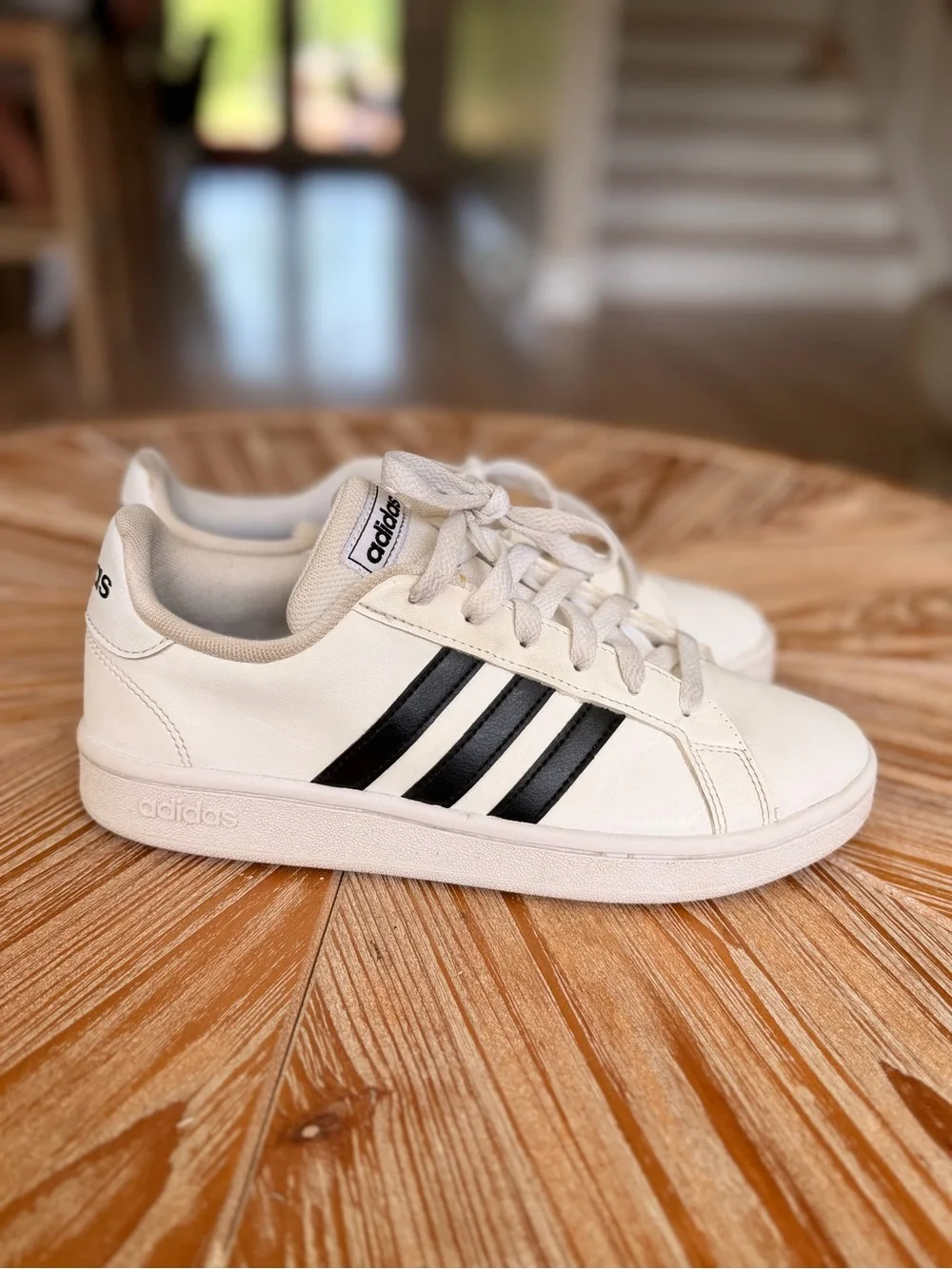 Classic adidas Kids white Sneakers with Black Stripes